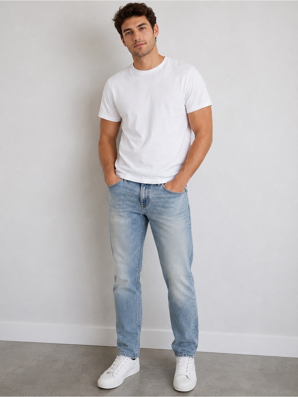 Men’s American Eagle Outfitters Light Blue Slim Straight Jeans